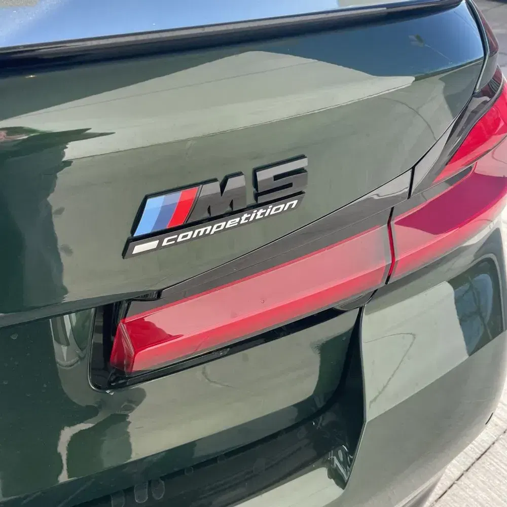 2023 BMW M5