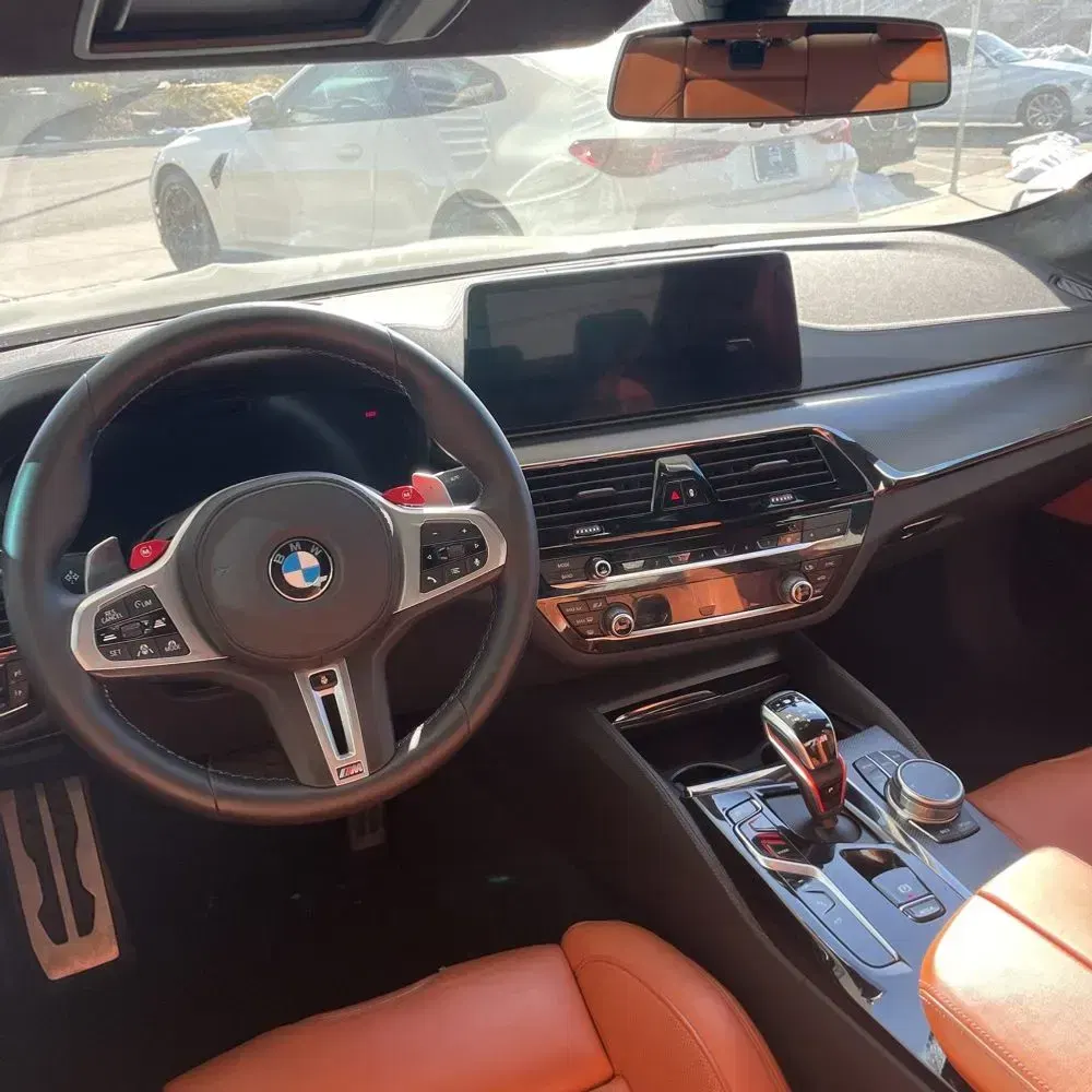 2023 BMW M5