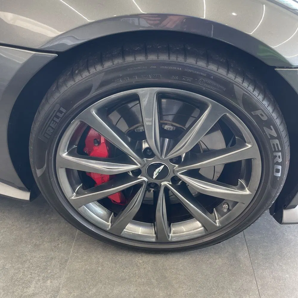 2020 Aston Martin Vantage Base