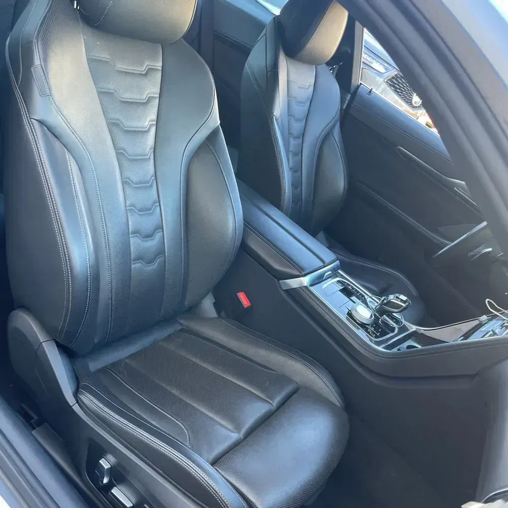 2023 BMW 8-Series M850xi