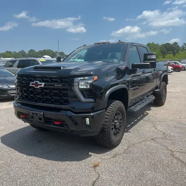 2024 Chevrolet Silverado 2500HD ZR2