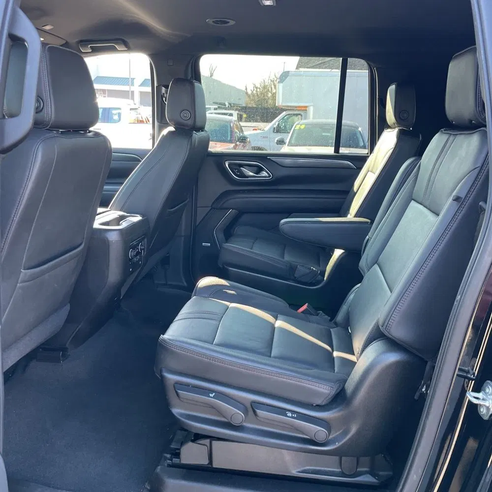 2021 Chevrolet Suburban RST