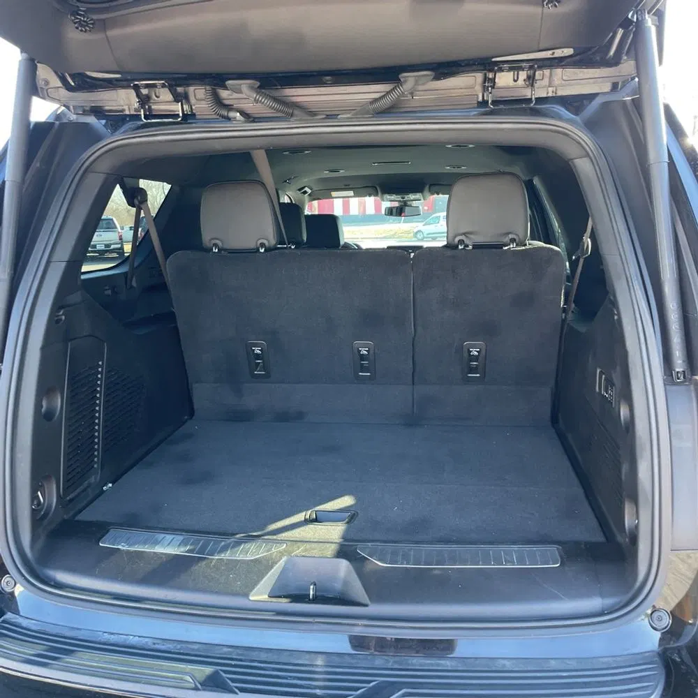2021 Chevrolet Suburban RST