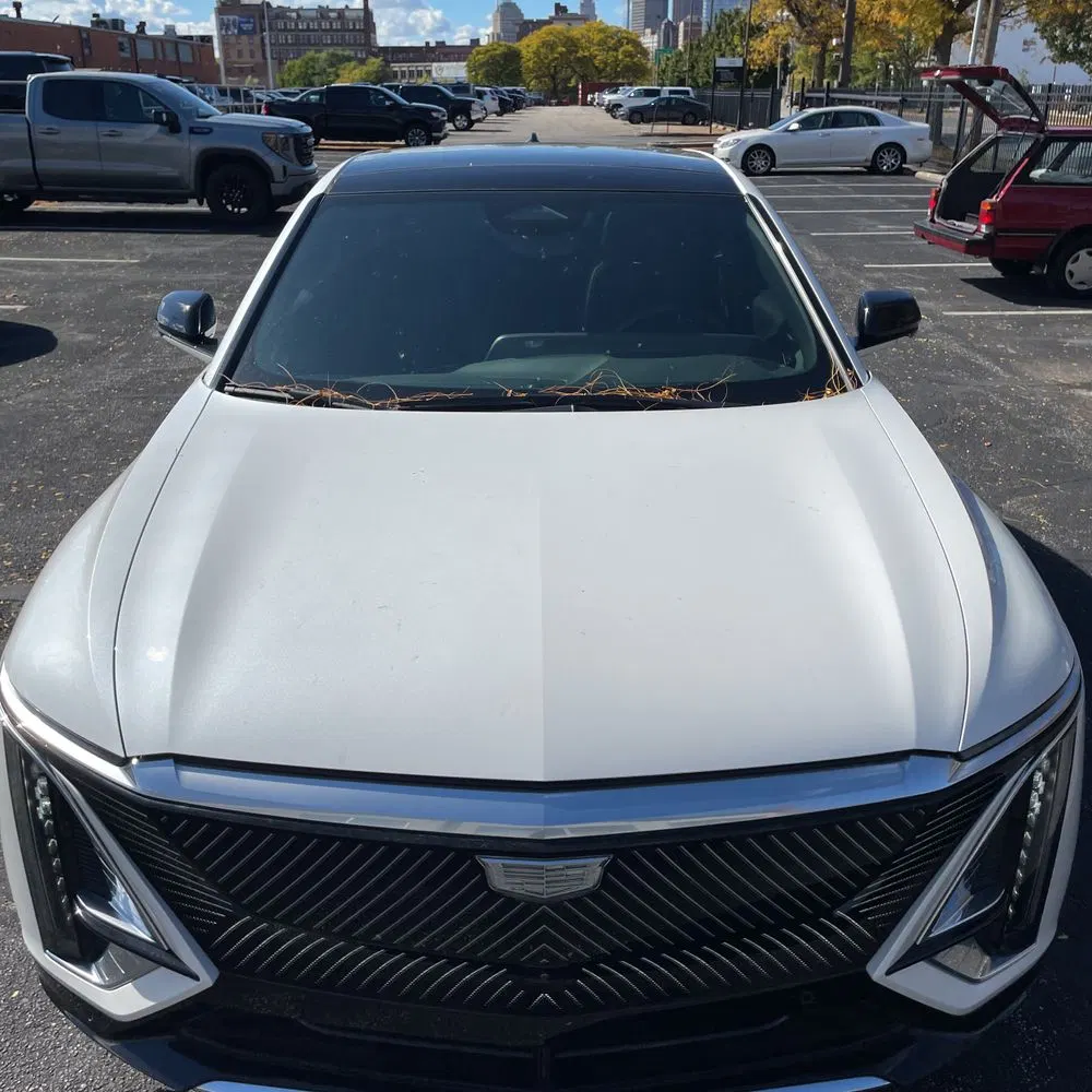 2024 Cadillac LYRIQ Luxury 3