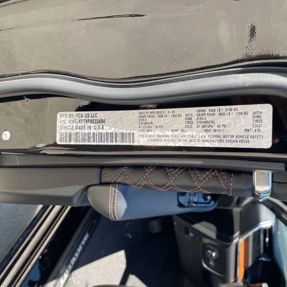 2023 Jeep Grand Cherokee L Summit Reserve