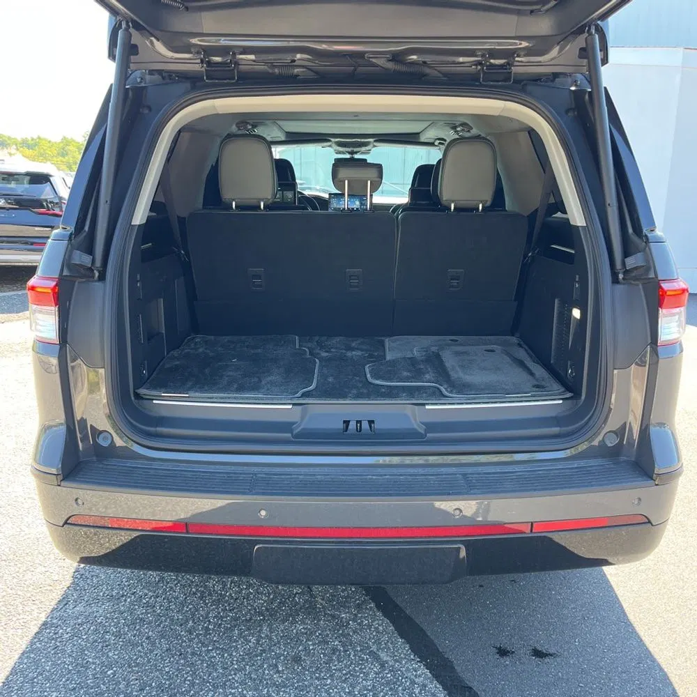 2023 Lincoln Navigator L Black Label