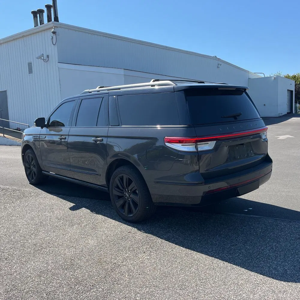 2023 Lincoln Navigator L Black Label