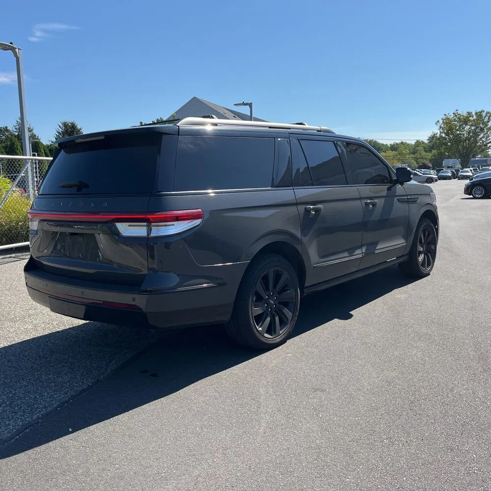 2023 Lincoln Navigator L Black Label