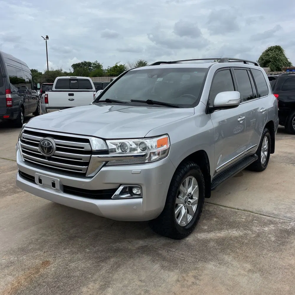 2018 Toyota Land Cruiser Base