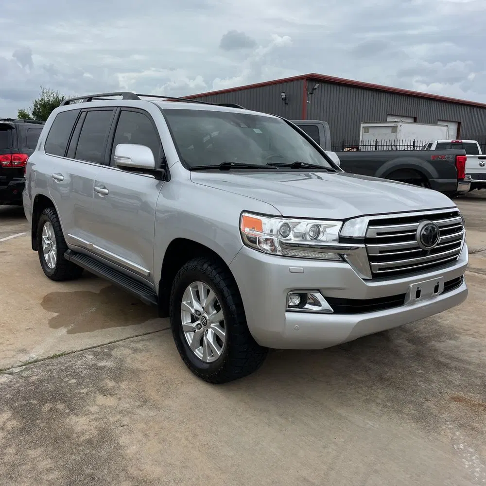 2018 Toyota Land Cruiser Base