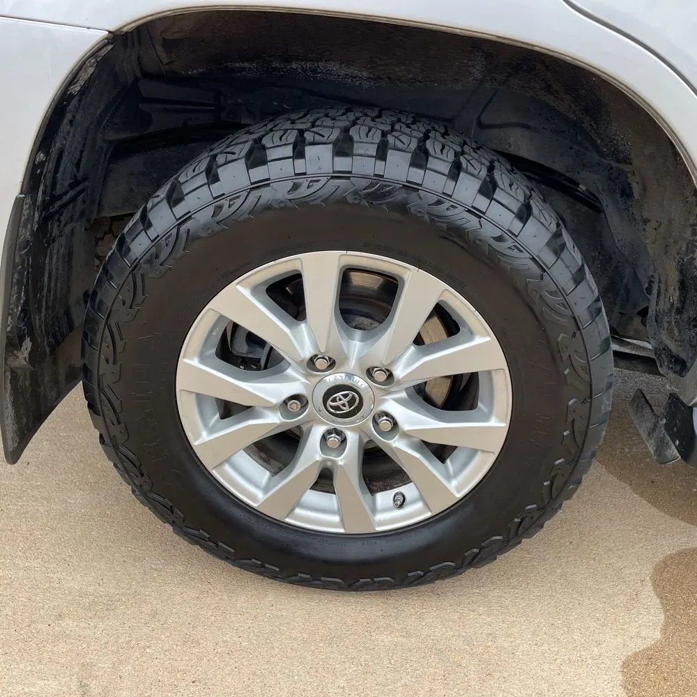 2018 Toyota Land Cruiser Base