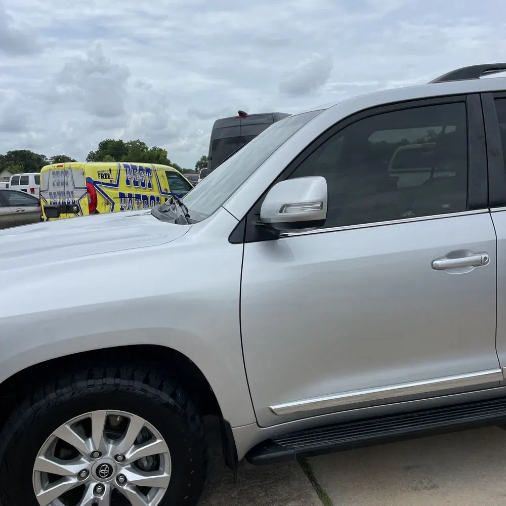 2018 Toyota Land Cruiser Base
