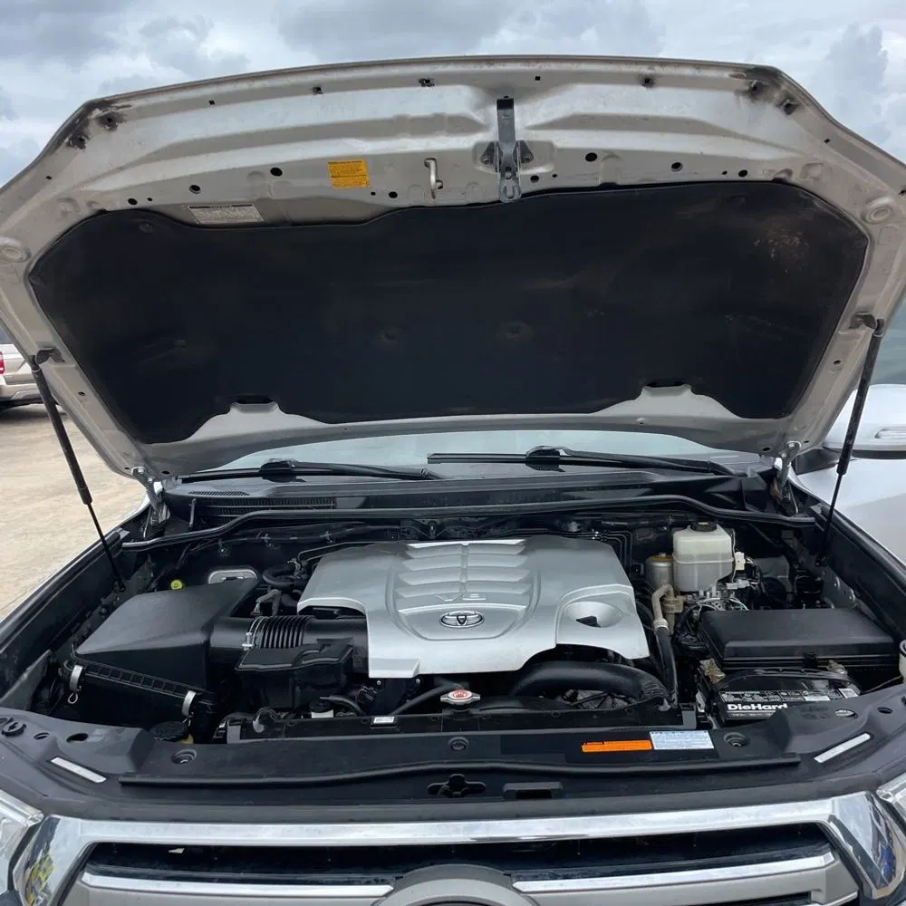 2018 Toyota Land Cruiser Base