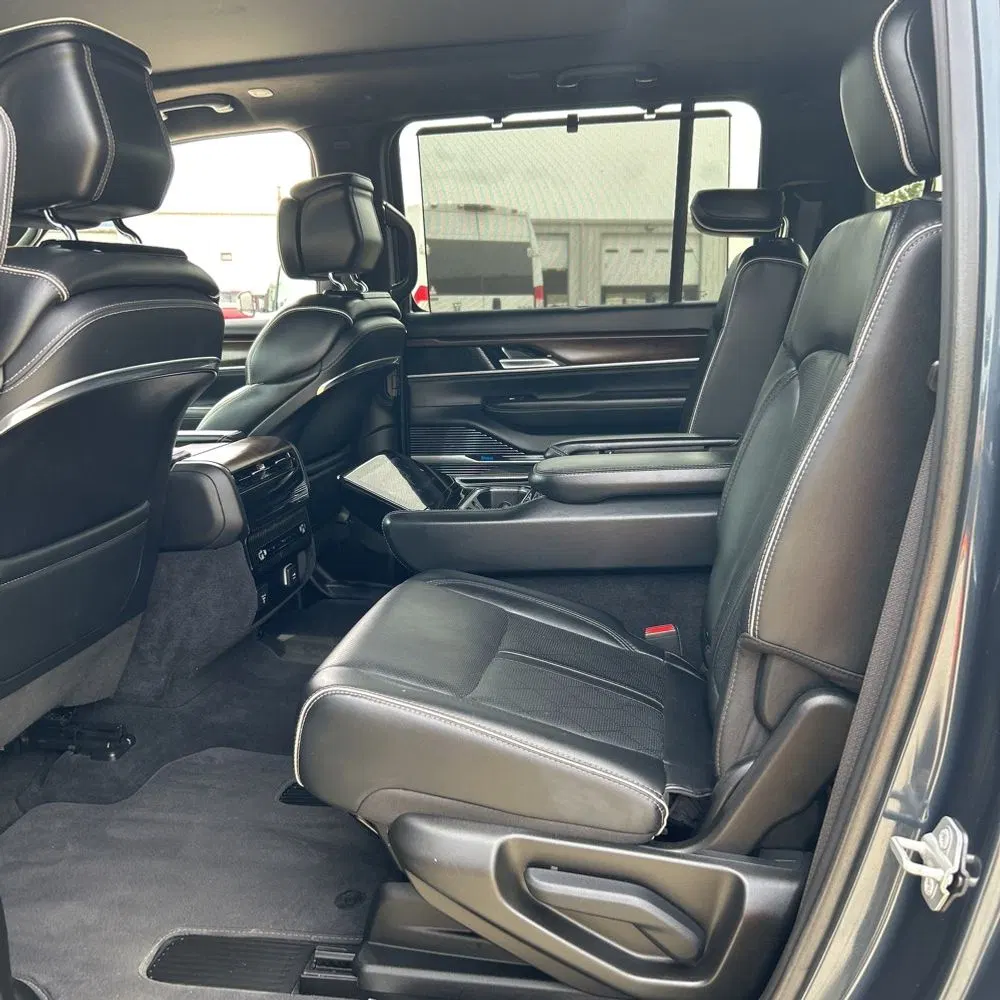 2023 Jeep Grand Wagoneer L Series II
