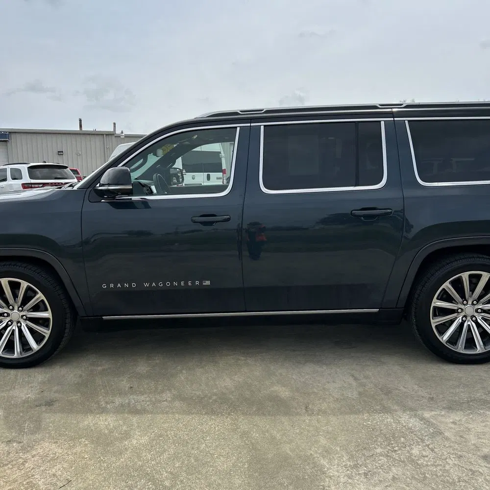2023 Jeep Grand Wagoneer L Series II