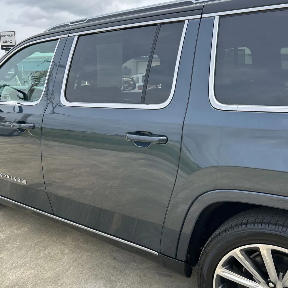 2023 Jeep Grand Wagoneer L Series II