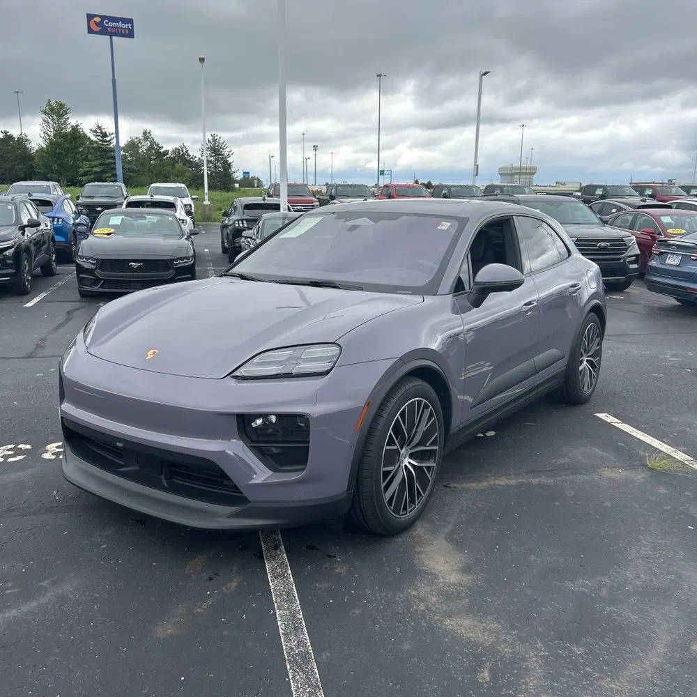 2024 Porsche Macan 4 Electric