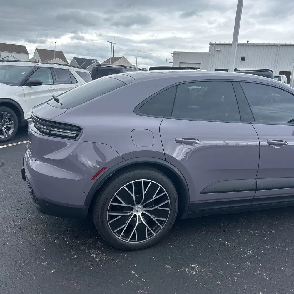 2024 Porsche Macan 4 Electric
