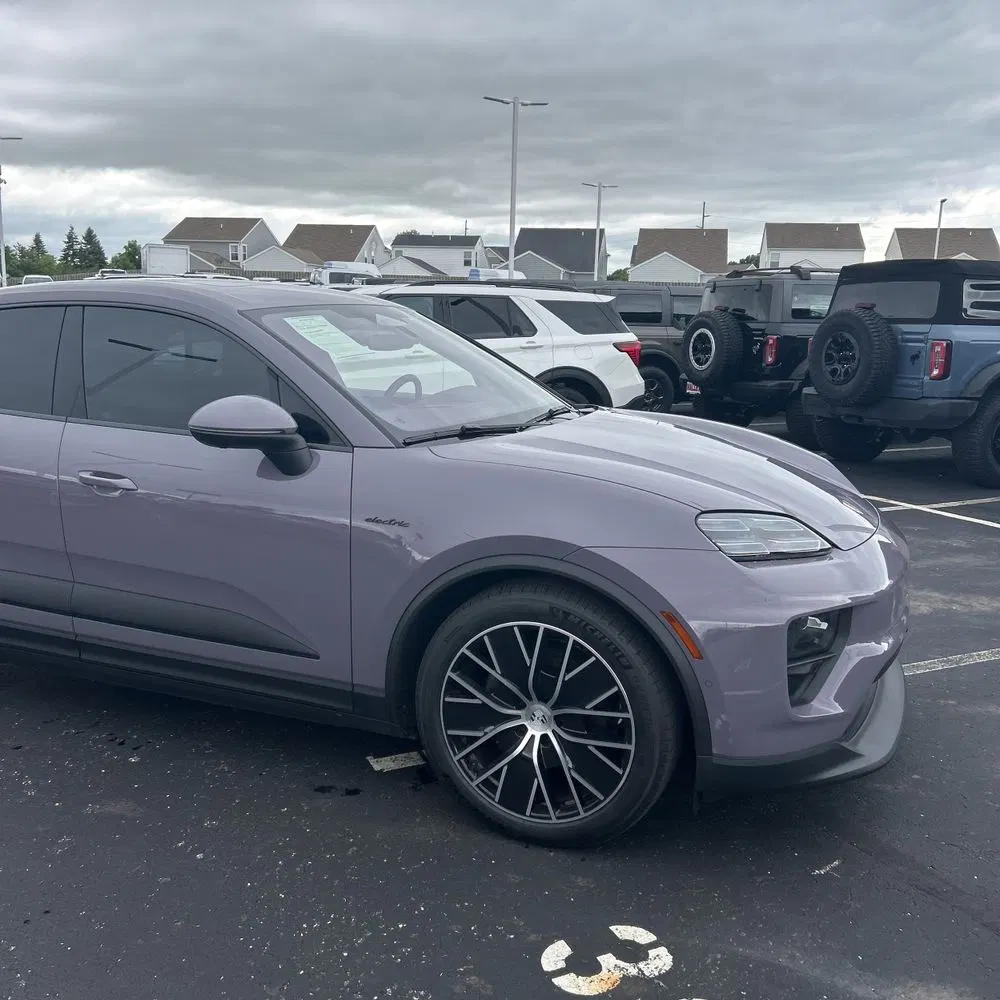 2024 Porsche Macan 4 Electric