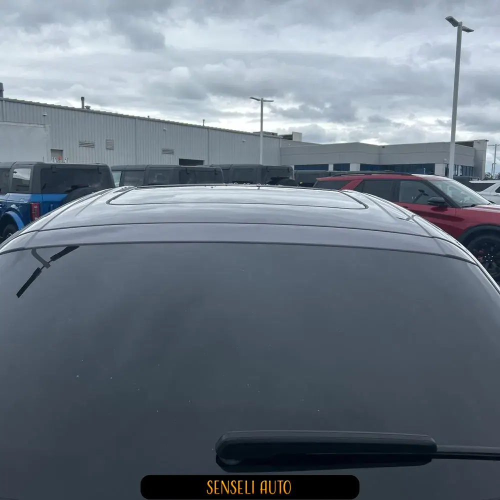 2024 Porsche Macan 4 Electric