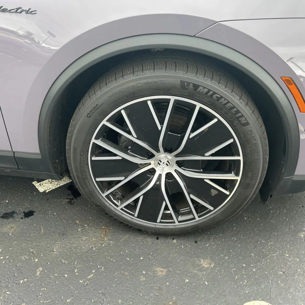 2024 Porsche Macan 4 Electric
