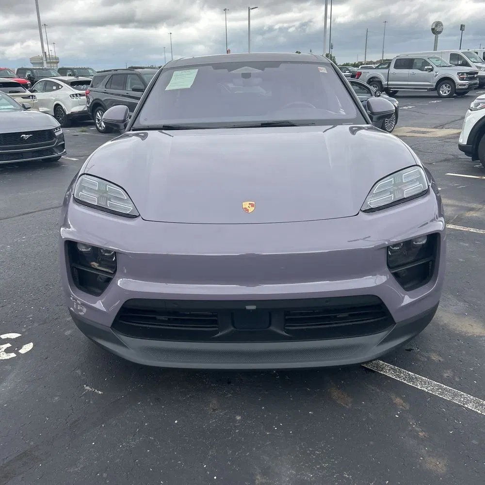 2024 Porsche Macan 4 Electric