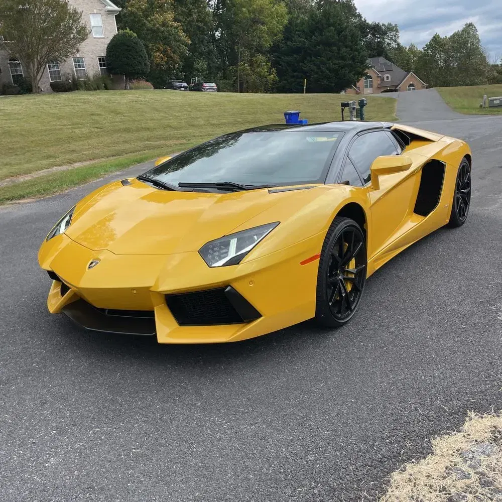 2014 Lamborghini Aventador Base