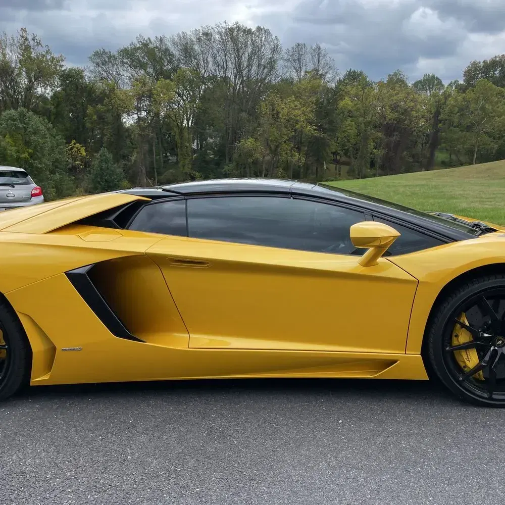 2014 Lamborghini Aventador Base