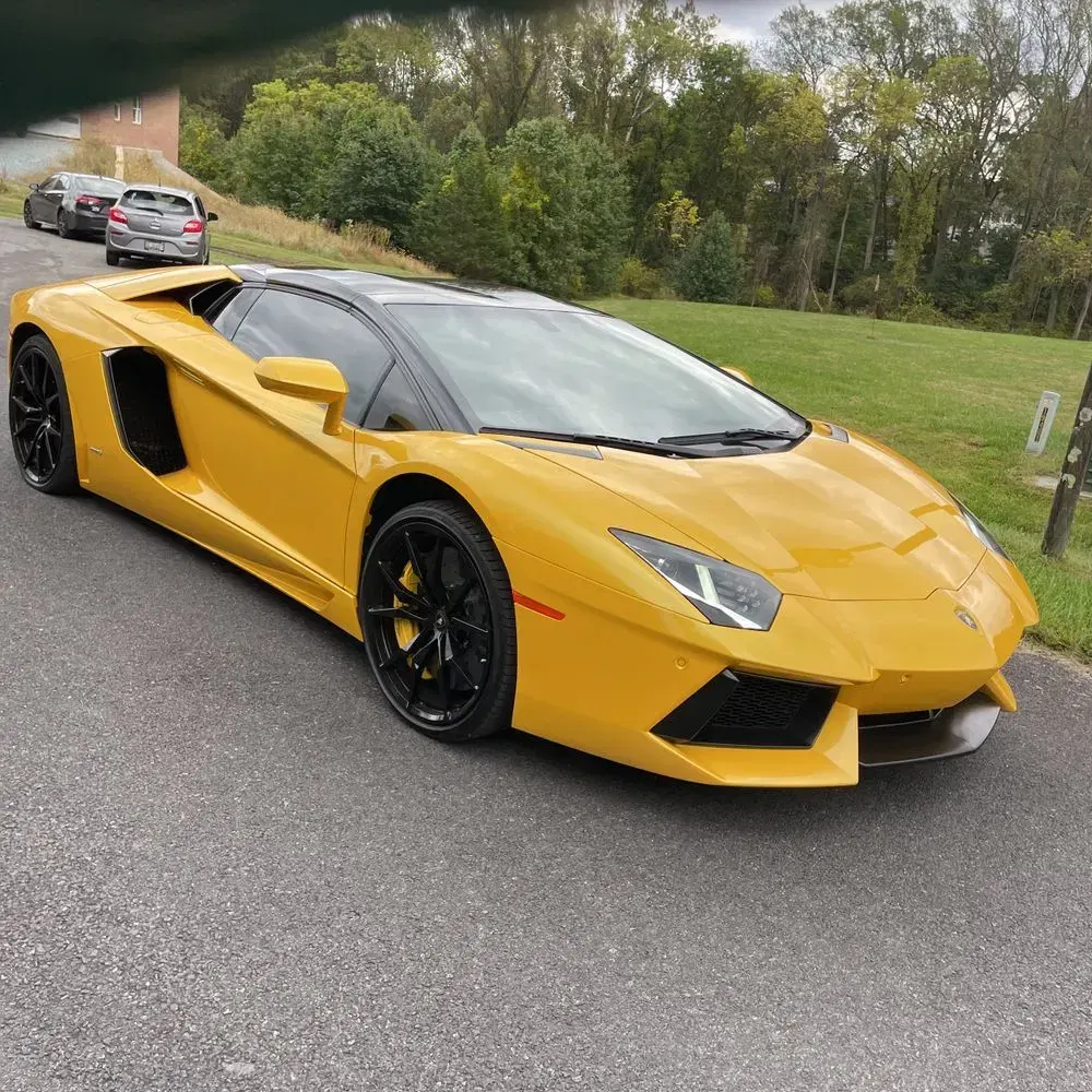 2014 Lamborghini Aventador Base