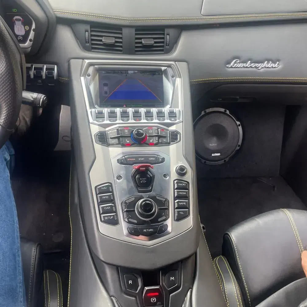 2014 Lamborghini Aventador Base