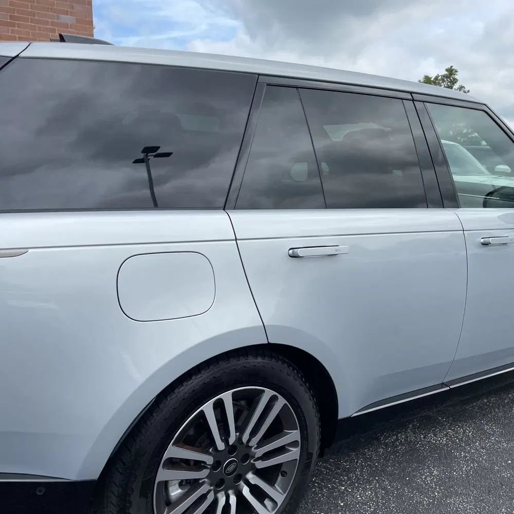 2023 Land Rover Range Rover P530 SE