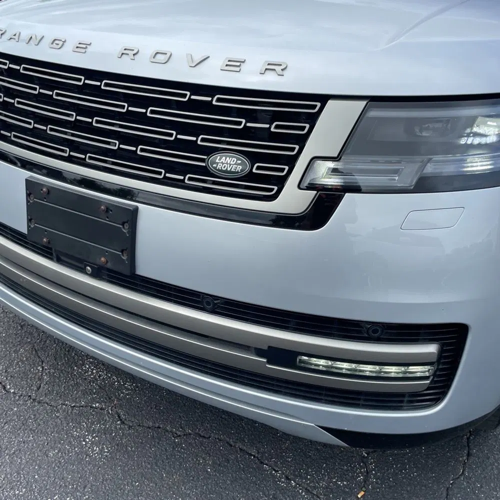 2023 Land Rover Range Rover P530 SE