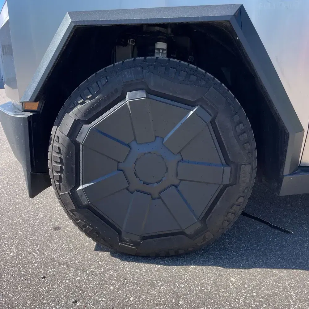 2024 Tesla Cybertruck CyberBeast