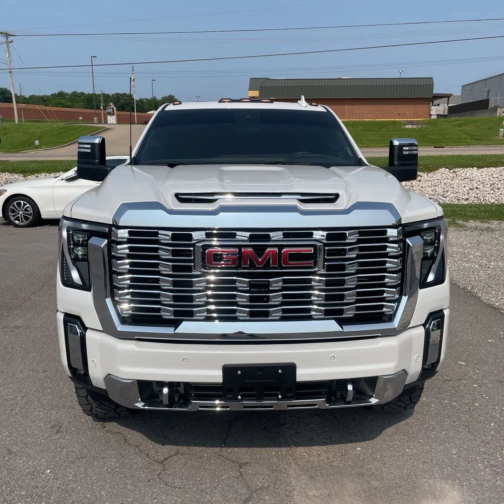 2025 GMC Sierra 2500HD Denali