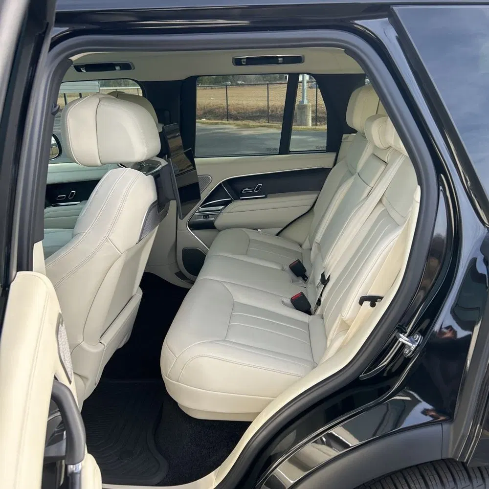 2024 Land Rover Range Rover P550e Autobiography