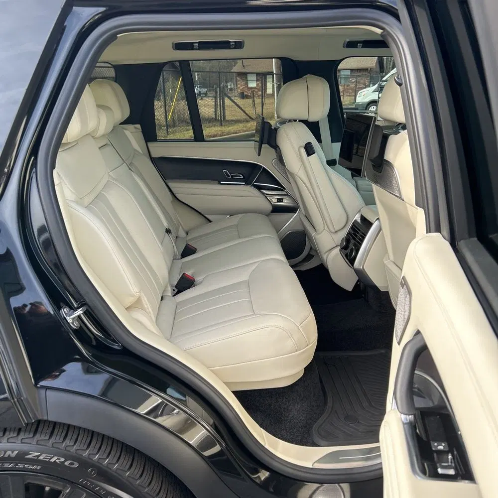 2024 Land Rover Range Rover P550e Autobiography
