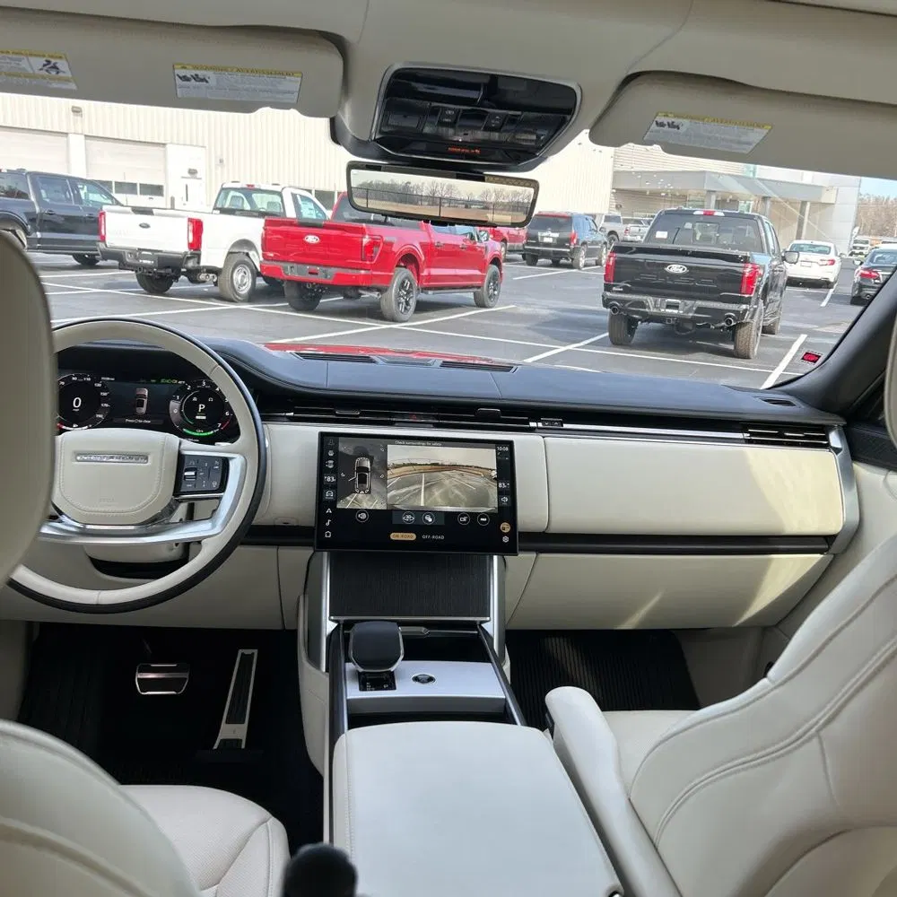 2024 Land Rover Range Rover P550e Autobiography