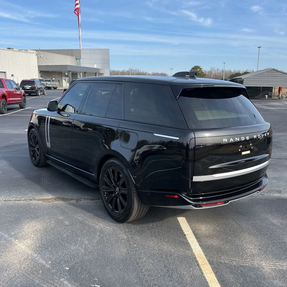 2024 Land Rover Range Rover P550e Autobiography