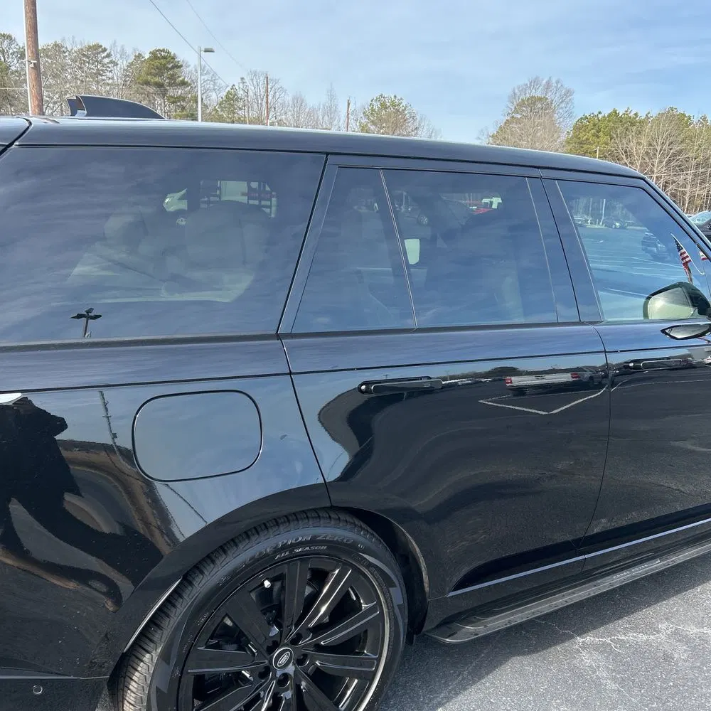 2024 Land Rover Range Rover P550e Autobiography