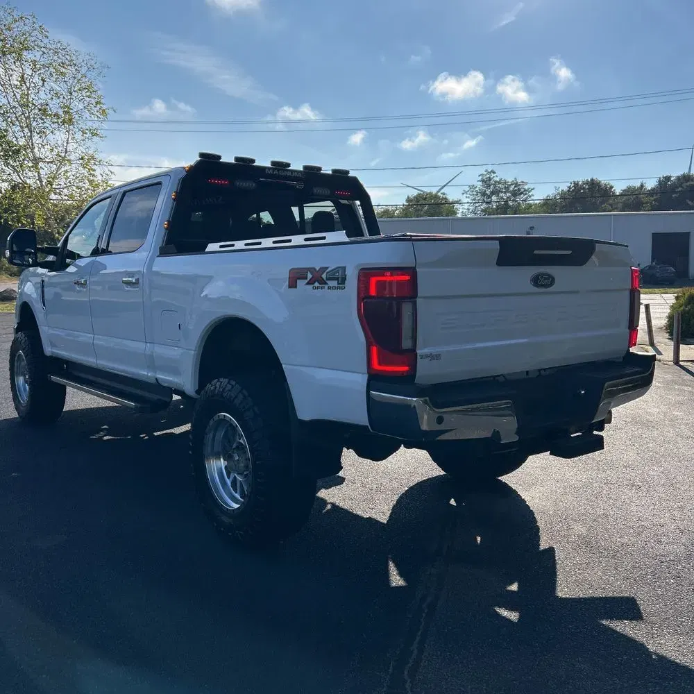 2022 Ford F-350 Super Duty Lariat