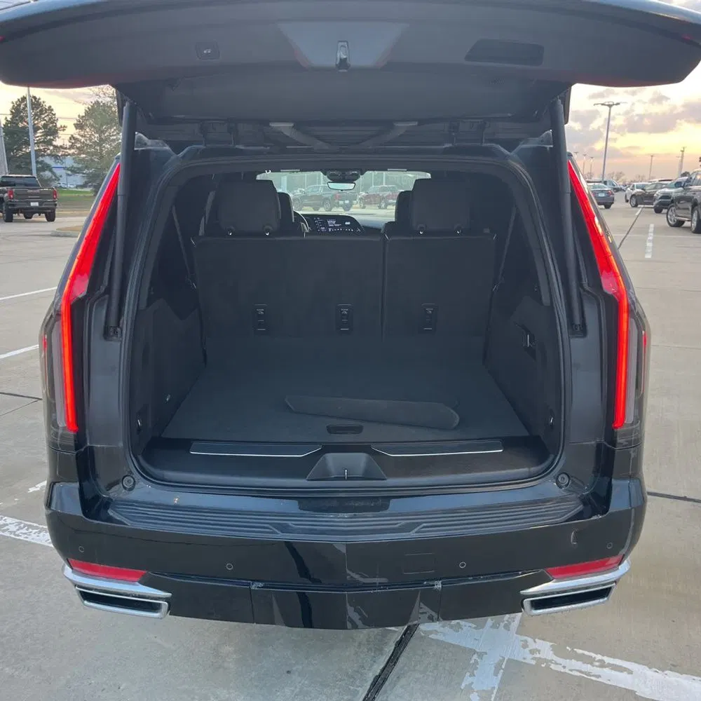 2023 Cadillac Escalade ESV Premium Luxury