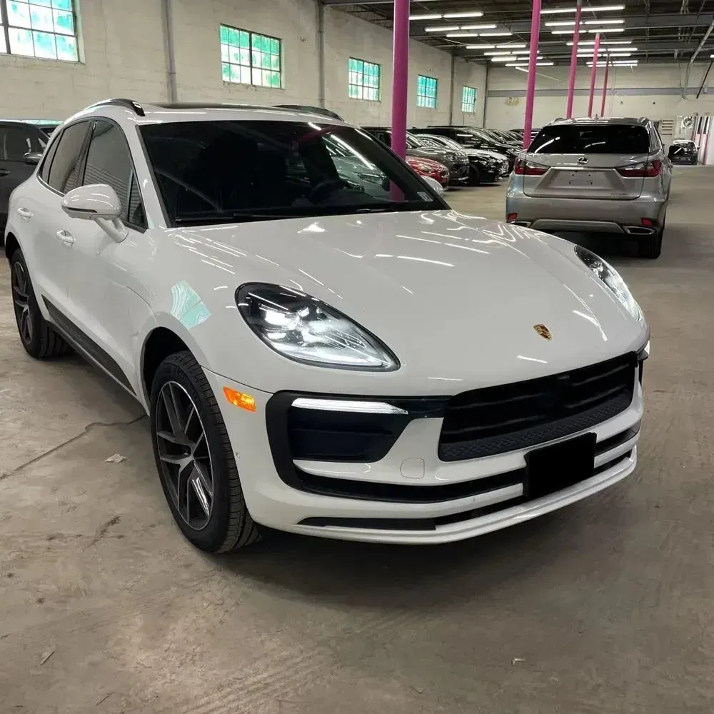 2024 Porsche Macan Base