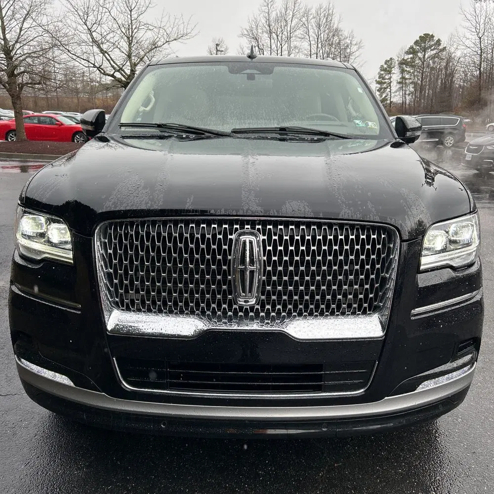 2023 Lincoln Navigator L Reserve