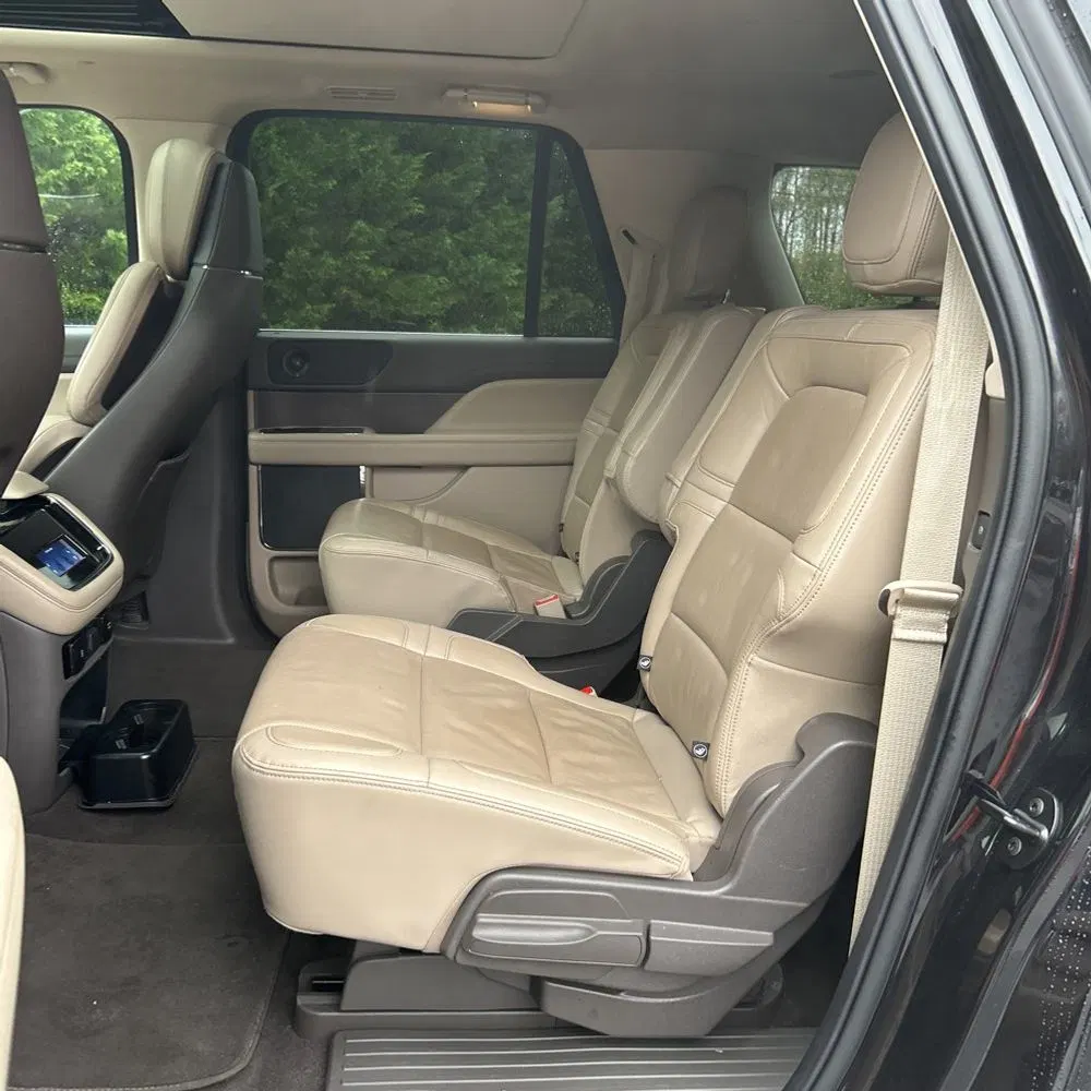 2023 Lincoln Navigator L Reserve