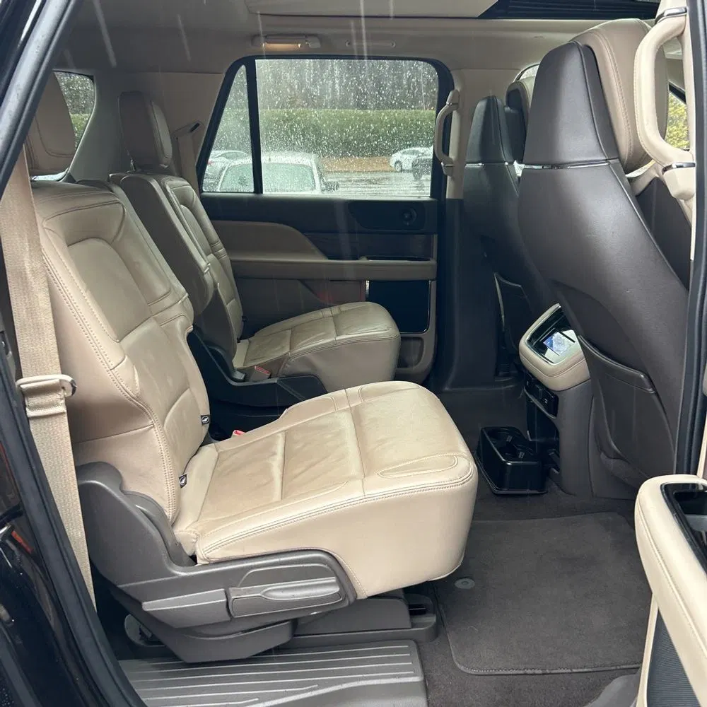 2023 Lincoln Navigator L Reserve