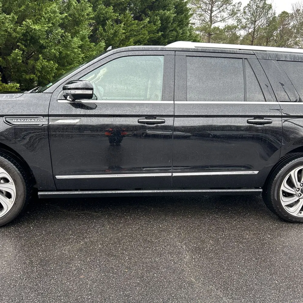 2023 Lincoln Navigator L Reserve