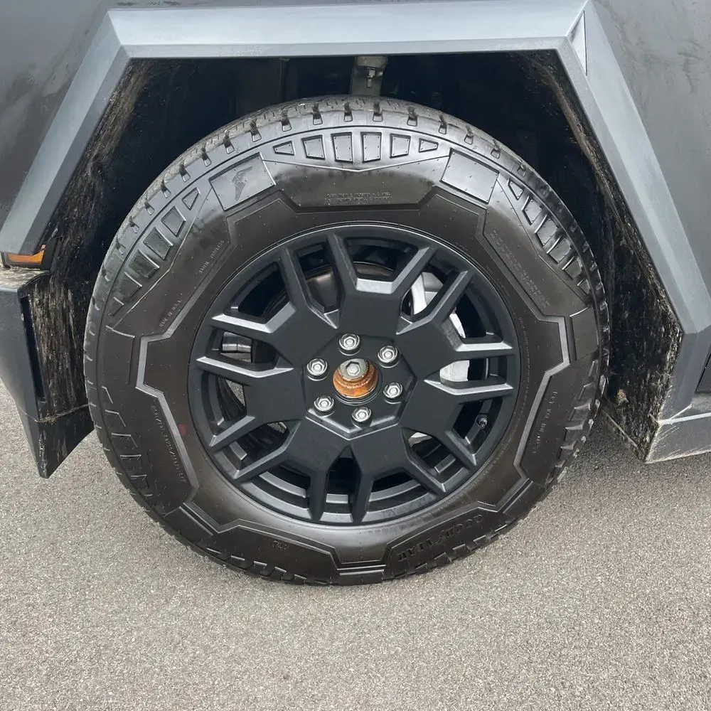 2024 Tesla Cybertruck CyberBeast