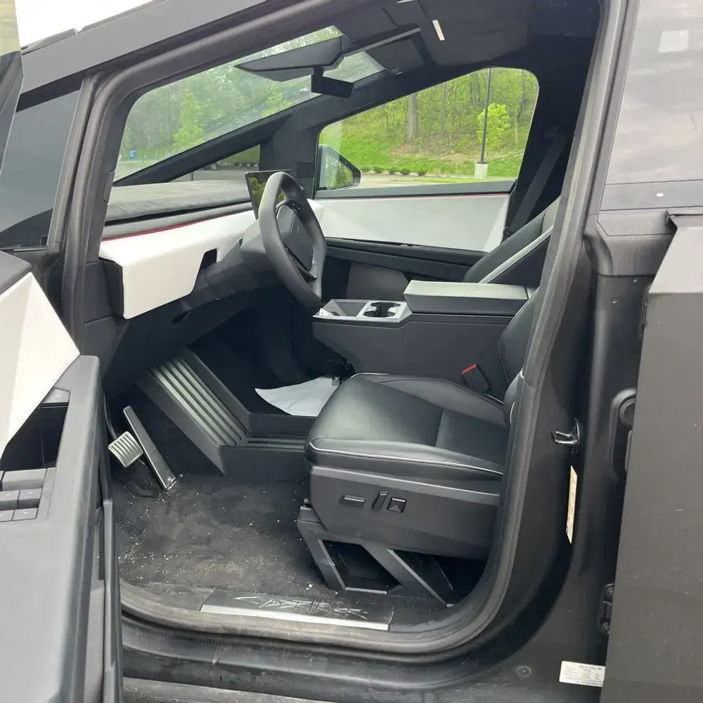 2024 Tesla Cybertruck CyberBeast