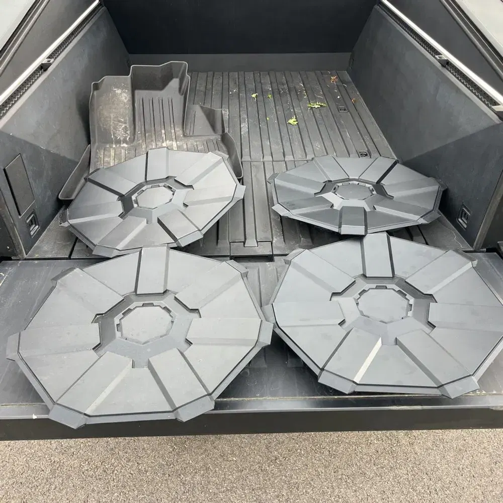 2024 Tesla Cybertruck CyberBeast