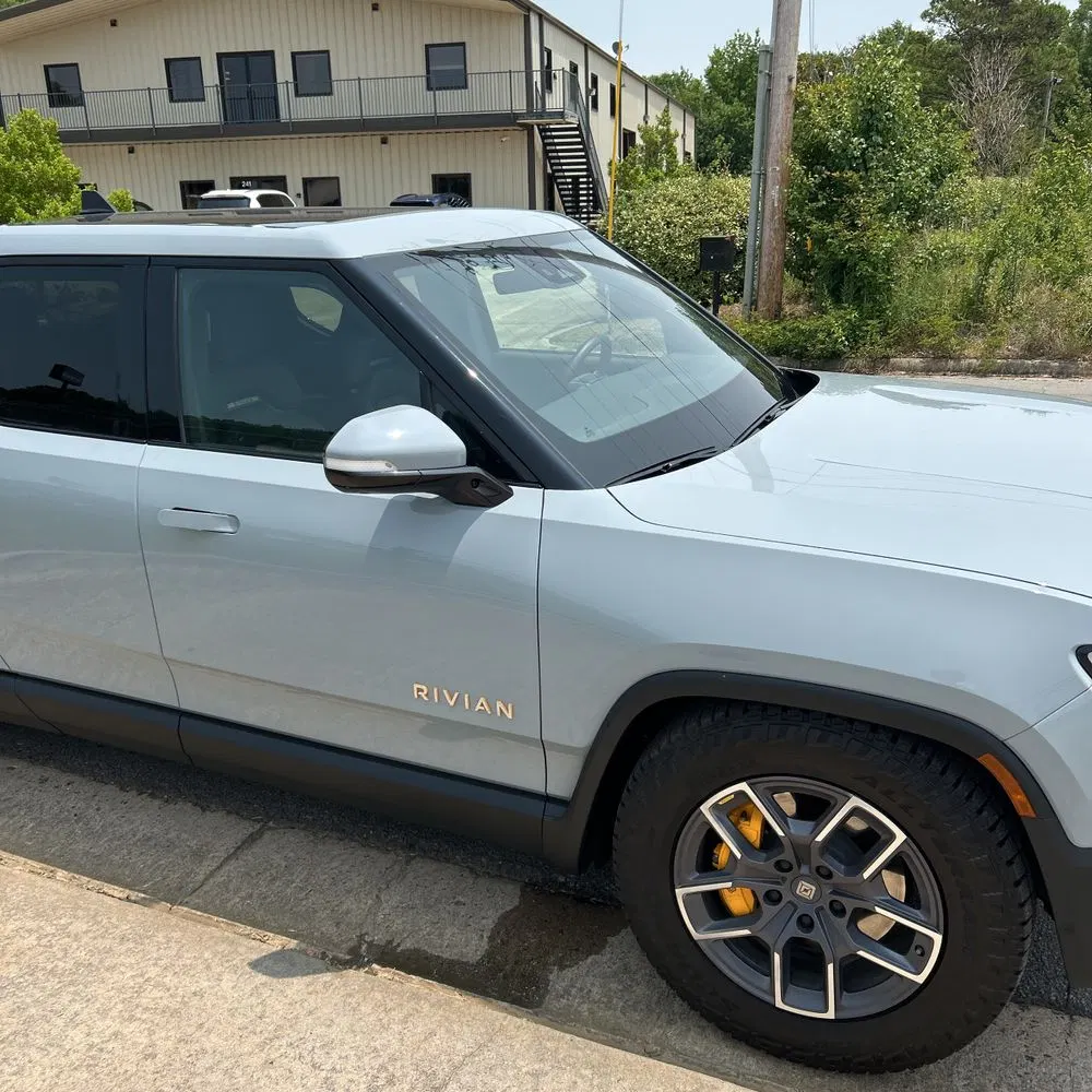 2022 Rivian R1T Adventure